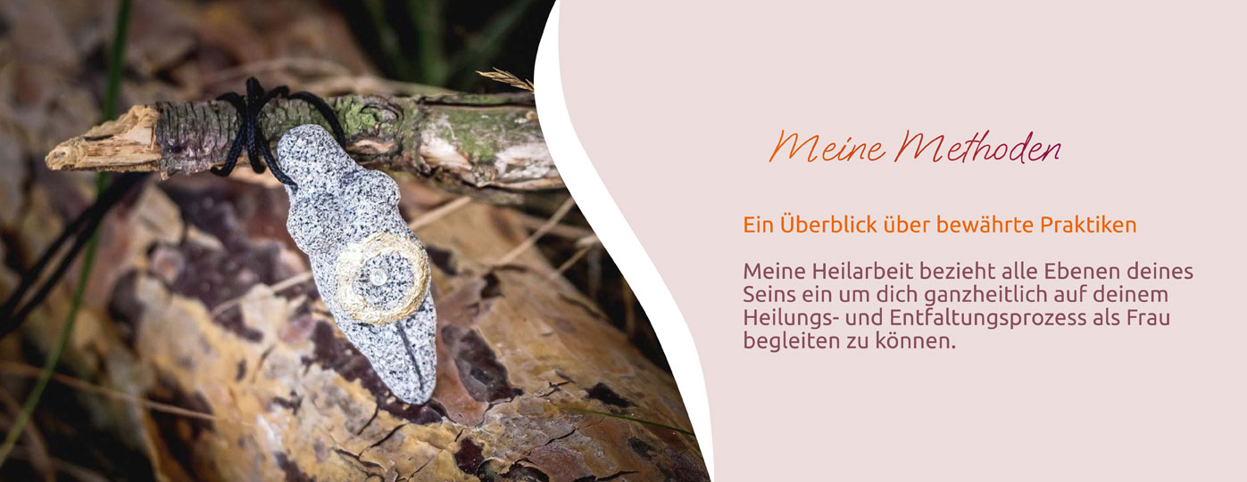Meine Heilarbeit bezieht alle Ebenen deines Seins ein um dich ganzheitlich auf deinem Heilungs- und Entfaltungsprozess als Frau belgeiten zu können.